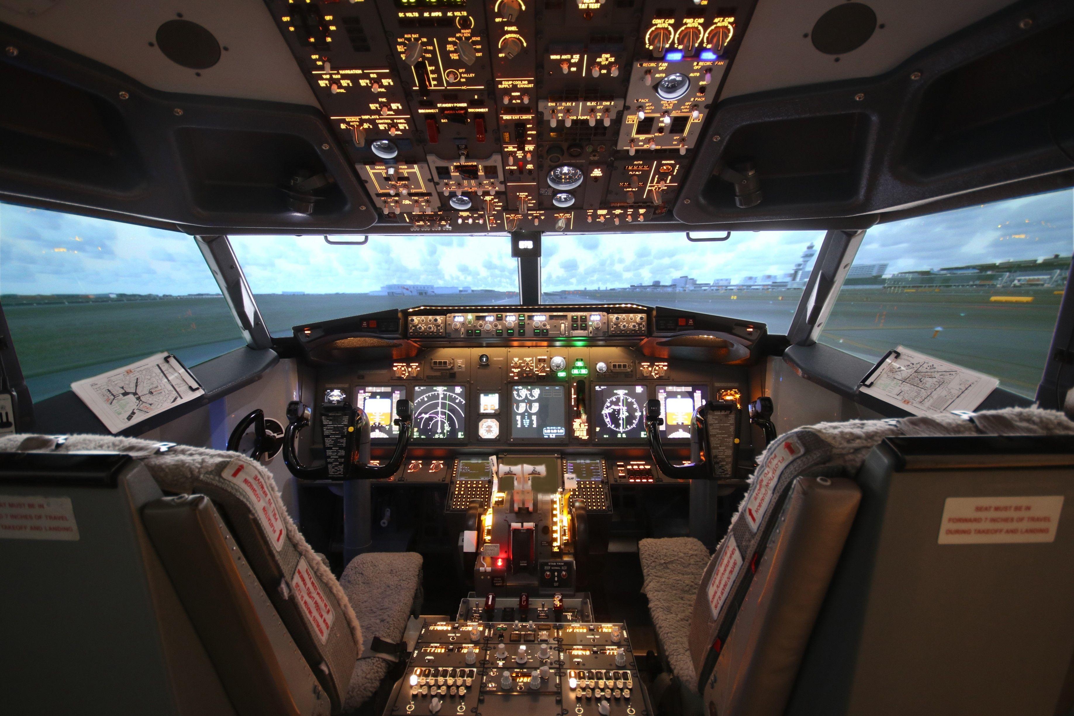 Maak een simulatievlucht in een Boeing 737 bij Avanti Aviation (90 min.)