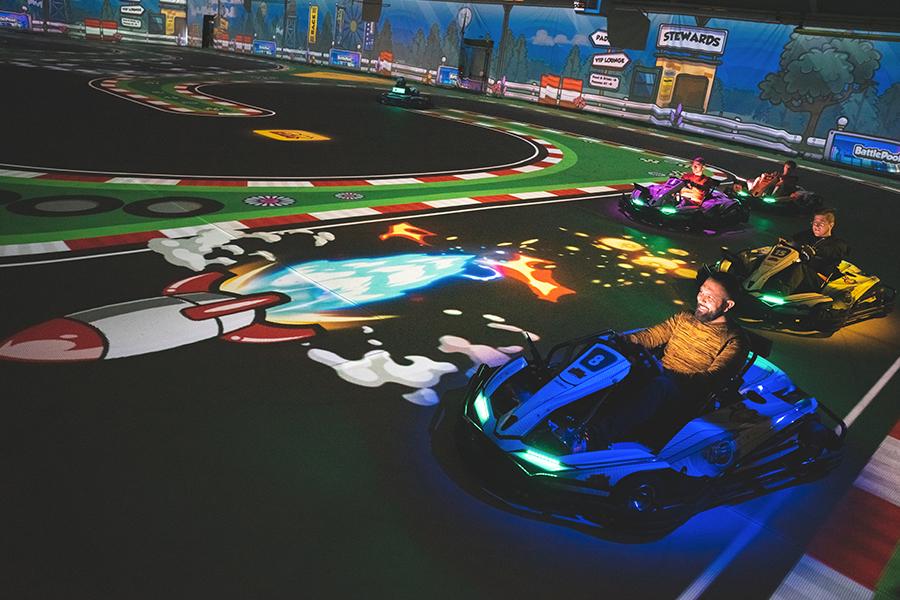 Racen in een real life videogame met Battlekart bij WiPlay