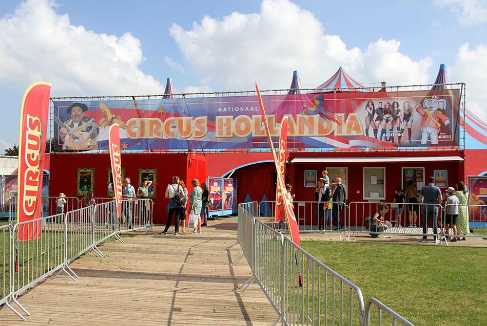 Circus Hollandia in Deventer of Breda